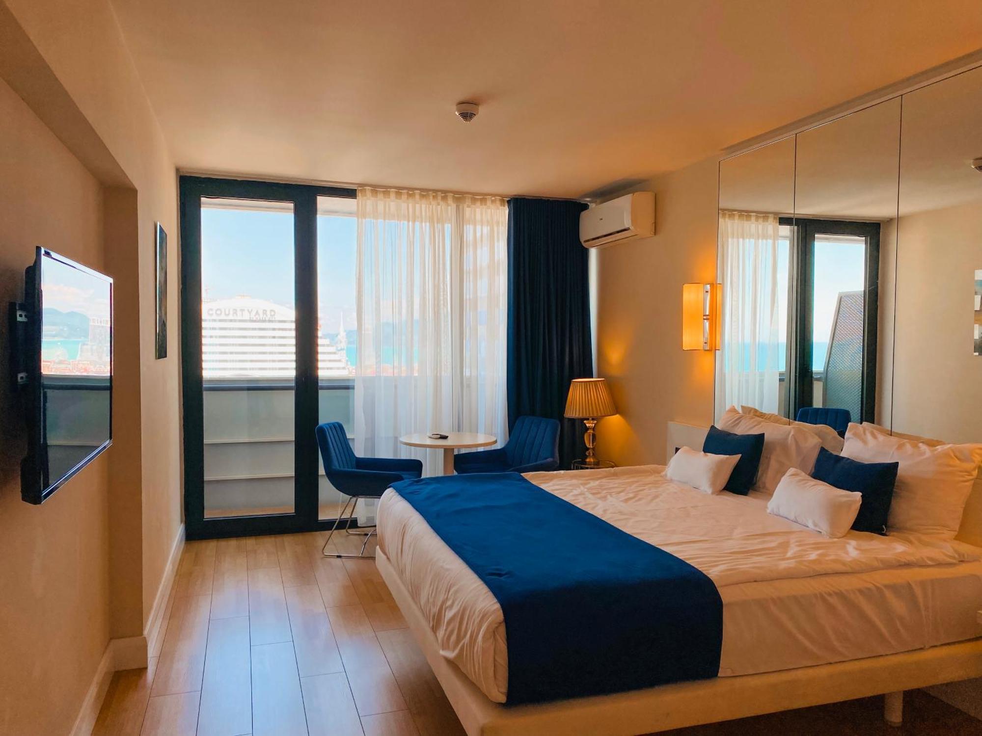 Batumi High View Hotell Eksteriør bilde