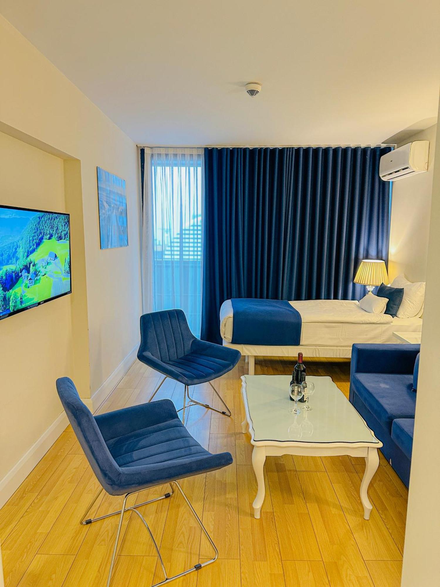 Batumi High View Hotell Eksteriør bilde