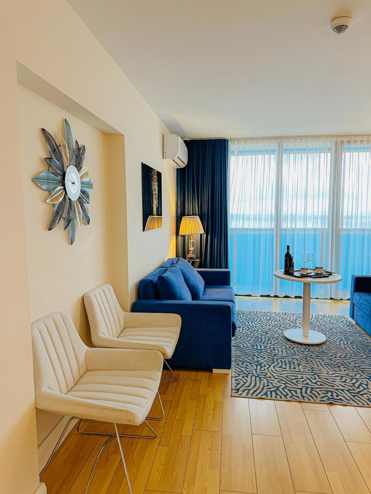 Batumi High View Hotell Eksteriør bilde