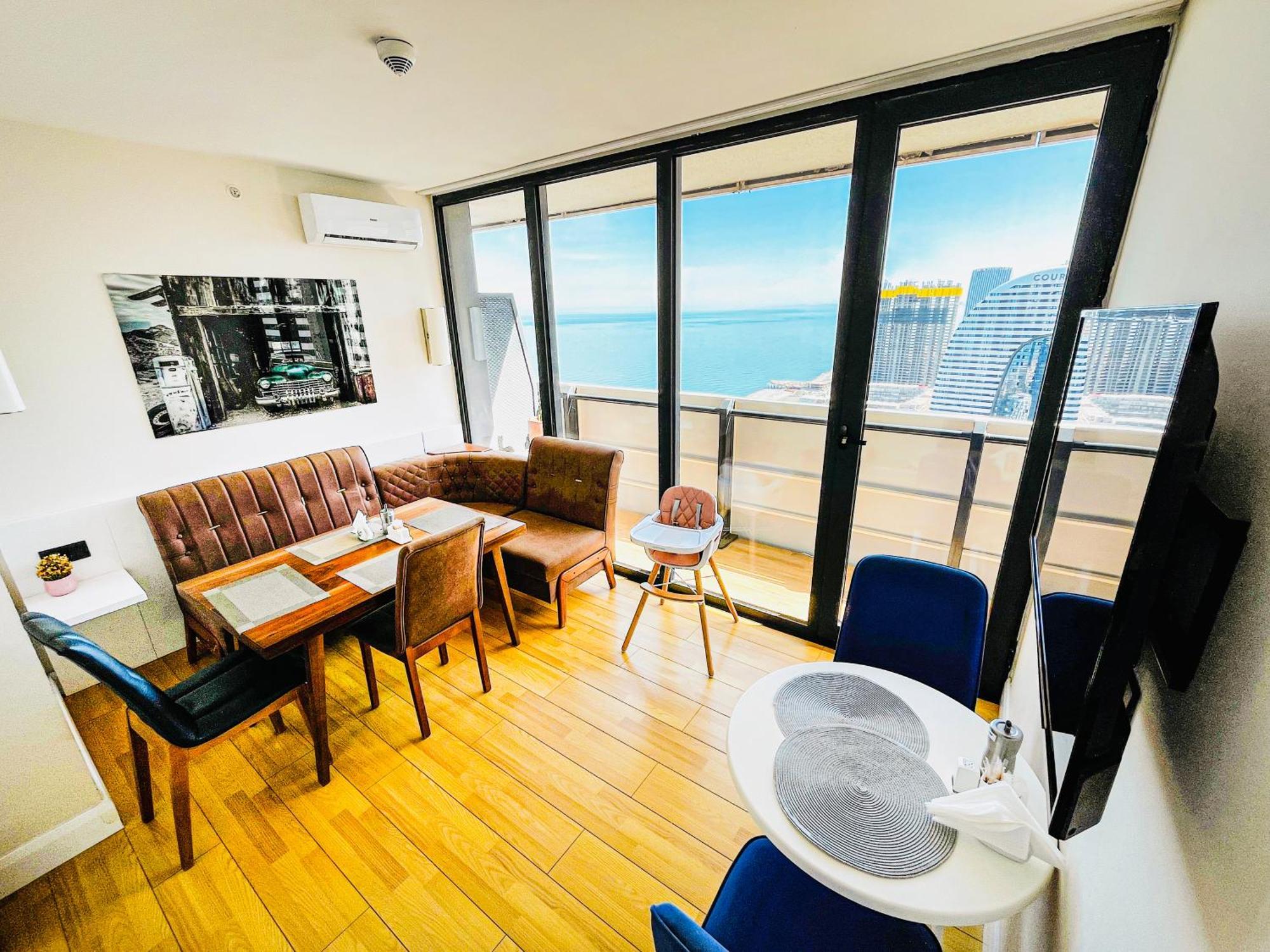 Batumi High View Hotell Eksteriør bilde